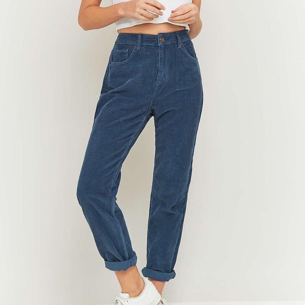Urban outfitters UO BDG blue corduroy mom jeans